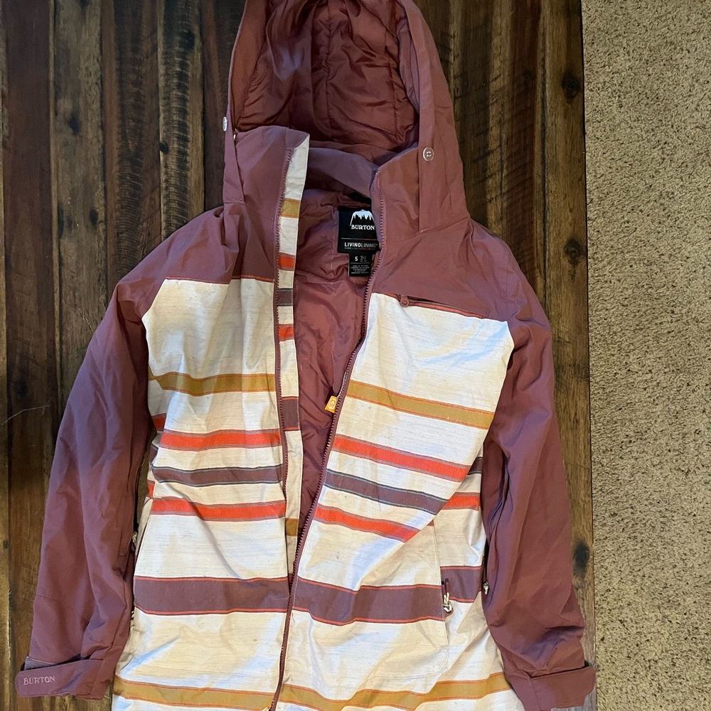 Burton Women’s Lelah Snowboard Coat Size Small